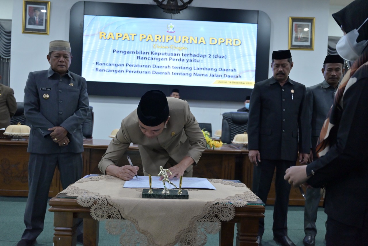 Gambar ini memiliki atribut alt yang kosong; nama berkasnya adalah 433d0410-9e35-40bd-866a-c886f70e6b21.jpg